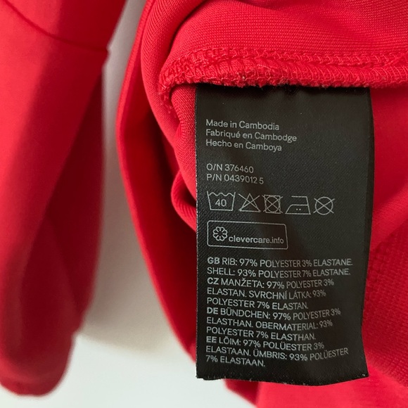 Red Jacket - Picture 7 of 7